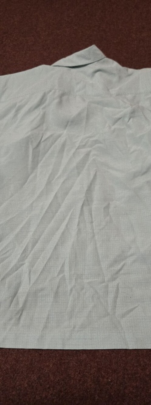 Quiksilver Waterman Shirt  Size Medium Mint Green Small Spot On Bottom Front - Picture 8 of 8